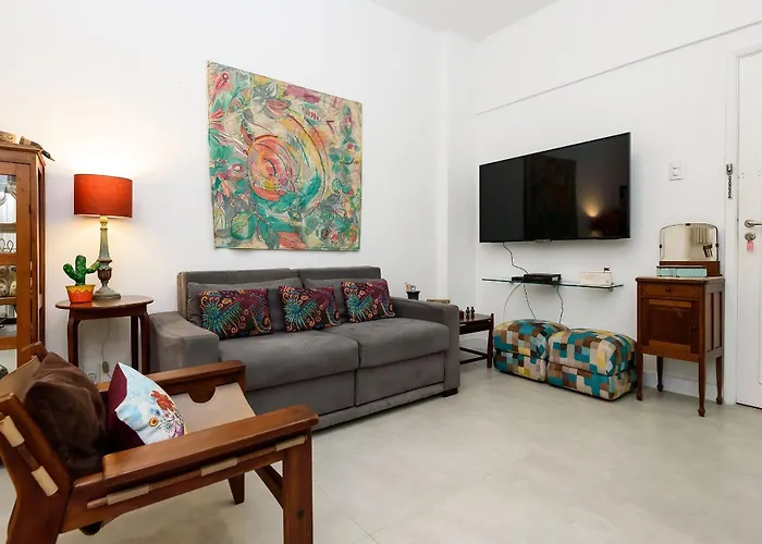 Apartamento Em Ipanema A 350M Da Praia | Bt 82/108